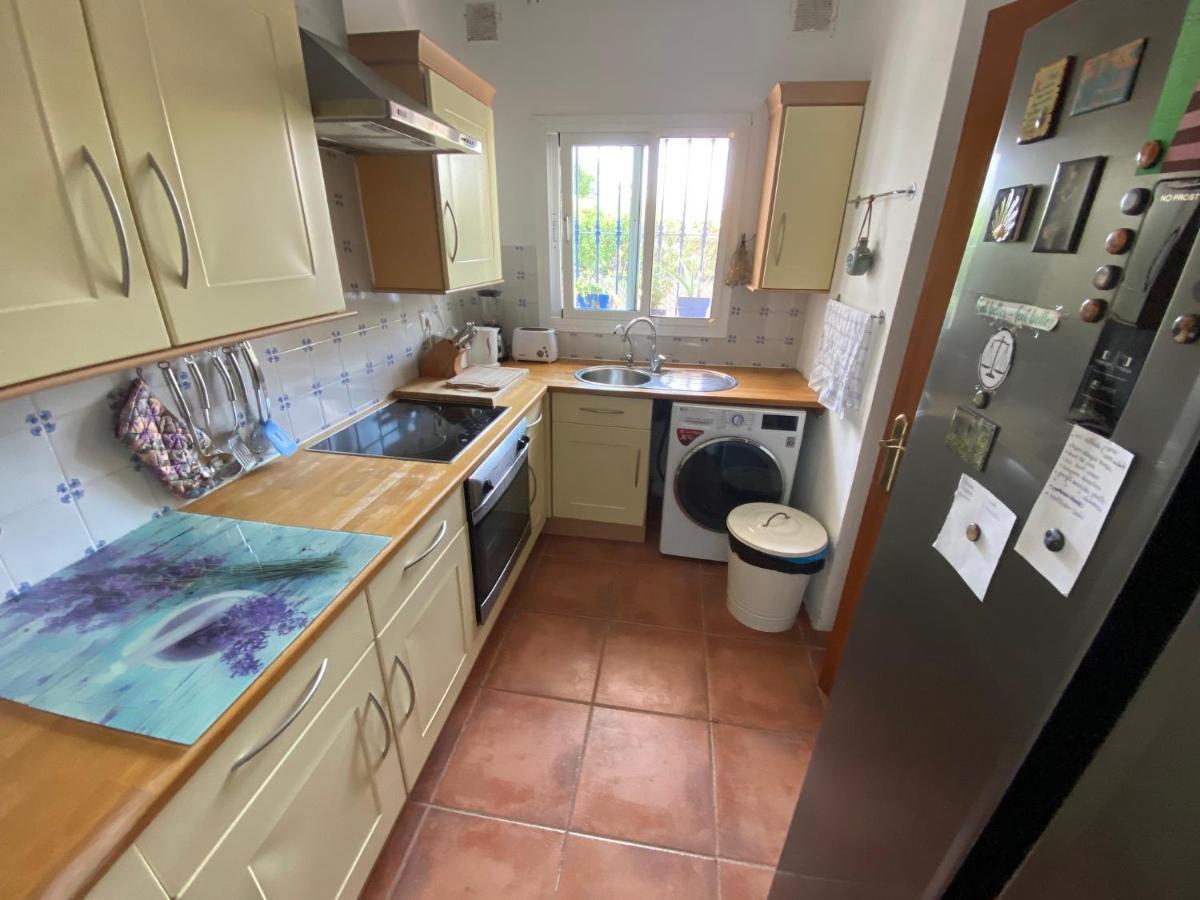 Charming 1 Bedroom Suite With Shared Kitchen Next To Puerto Banus Марбелья Экстерьер фото