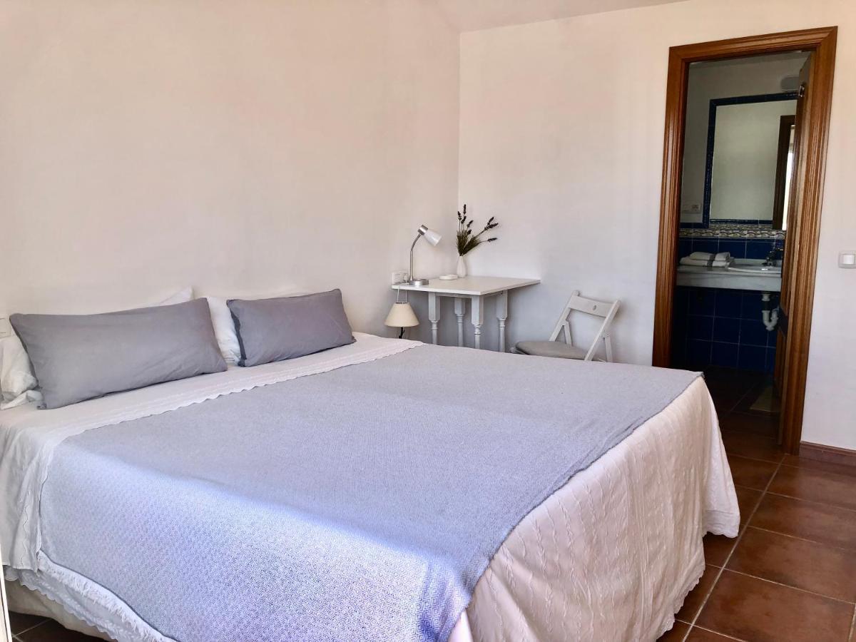 Charming 1 Bedroom Suite With Shared Kitchen Next To Puerto Banus Марбелья Экстерьер фото